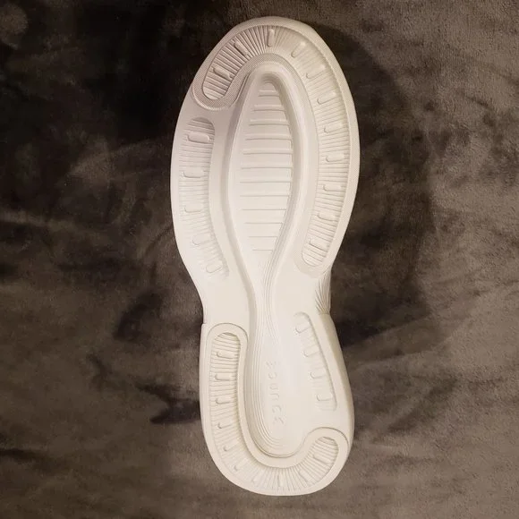 🔥Host Pick🔥NEW Adidas Alphaedge+ IF7291 Men's White Sz 9.5 - Picture 3 of 10